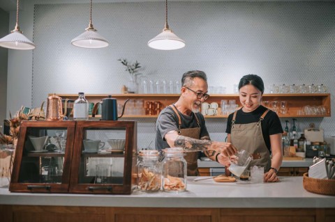 coffee shop employees